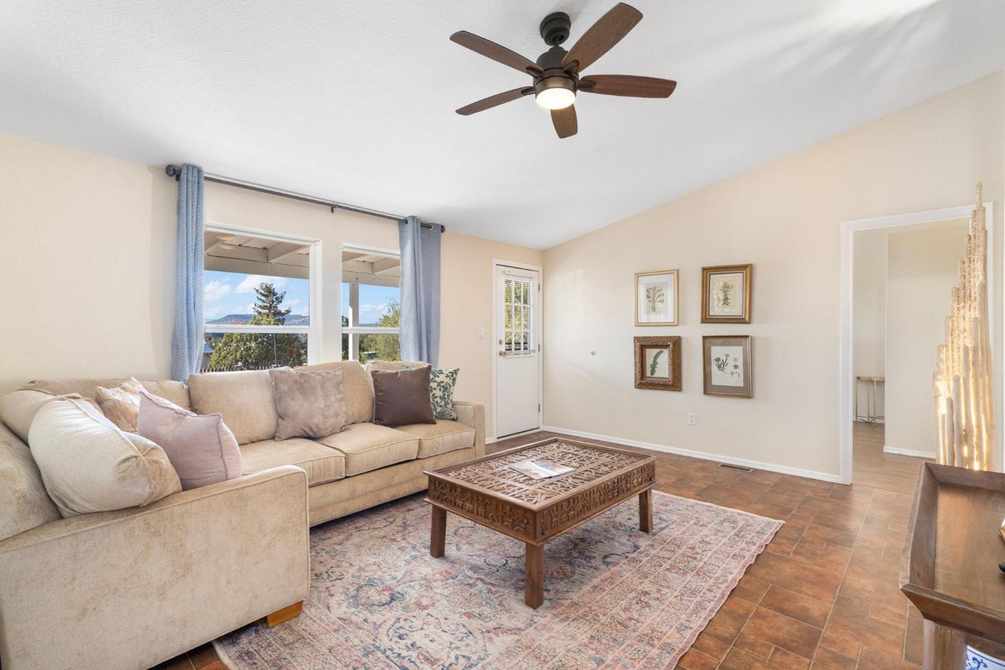 Serene Home- Sleeps 16 - Pet Friendly - Hot Tub - Pool -2 Kitchens! Sedona Eksteriør billede